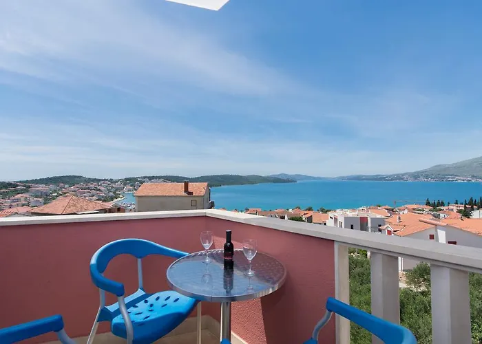Ljuba Apartment Trogir